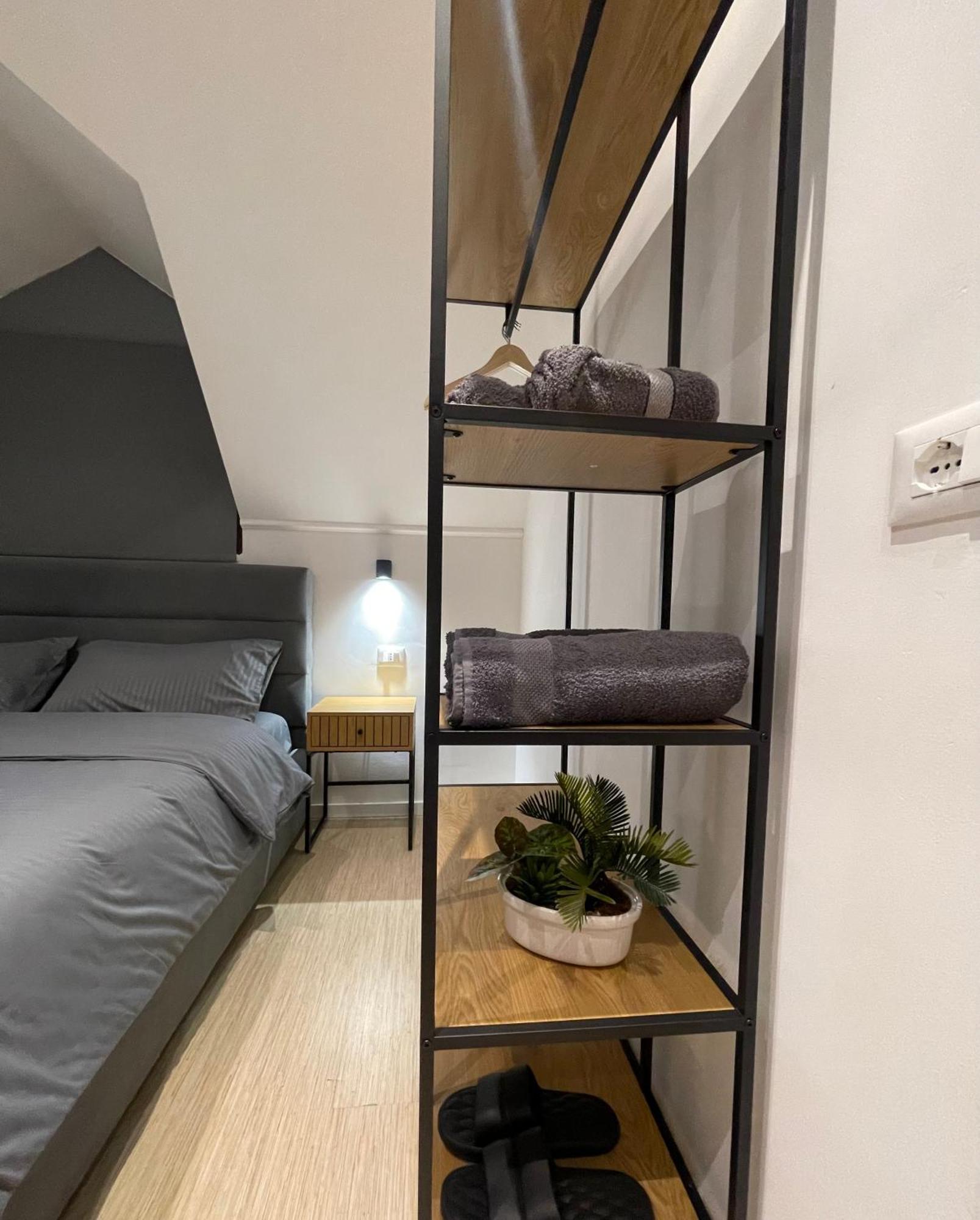 Pog Apartment